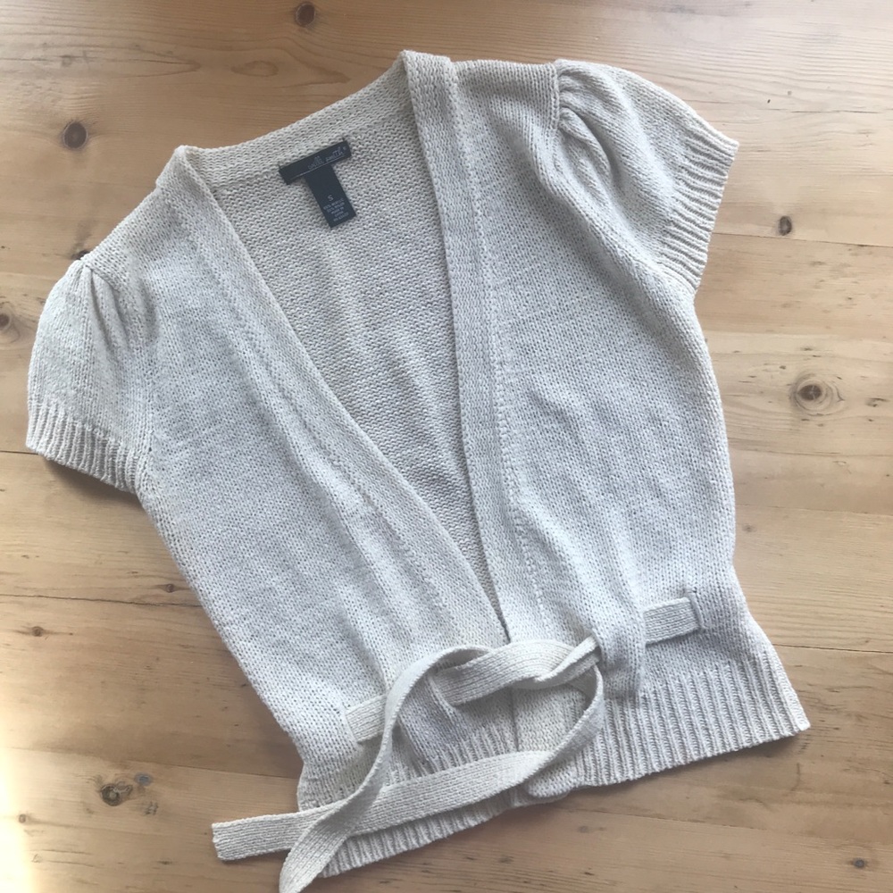 Willi Smith Small Cap Sleeve V-neck Belted Ribbon Knit Cream Color Cardigan